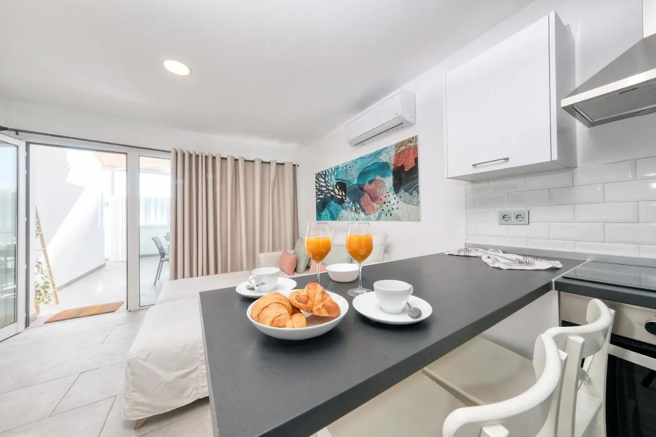 Coral Bay Luxury Duplex Villa Playa Blanca  Spanje